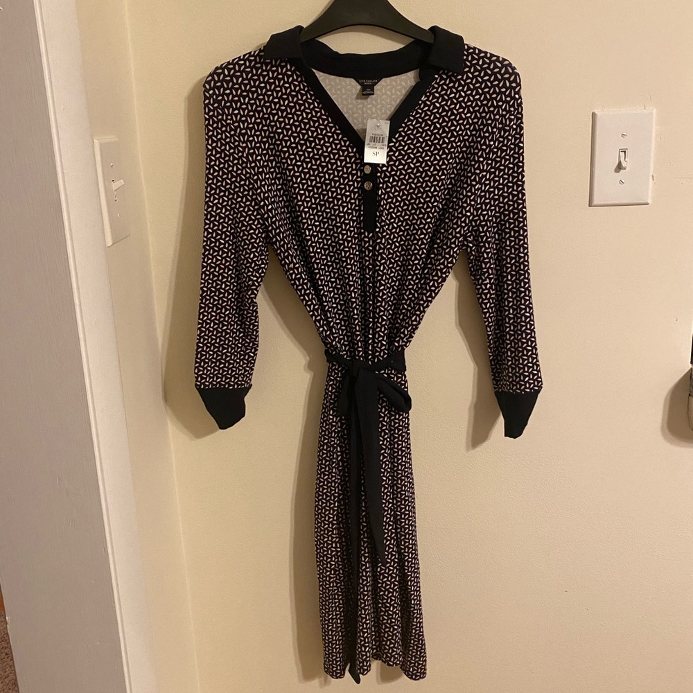 Beautiful Ann Taylor Long Sleeve Dress!
